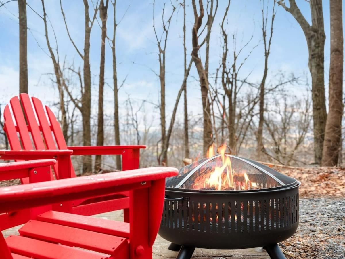 Modern Mountain Cottage W Hot Tub, Fire Pit, Wifi Inwood ภายนอก รูปภาพ