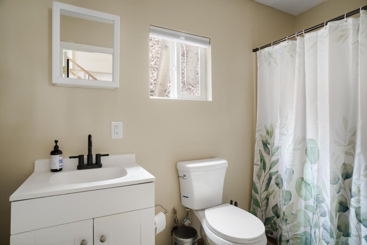 Modern Mountain Cottage W Hot Tub, Fire Pit, Wifi Inwood ภายนอก รูปภาพ