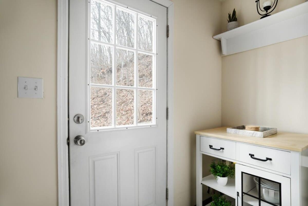Modern Mountain Cottage W Hot Tub, Fire Pit, Wifi Inwood ภายนอก รูปภาพ