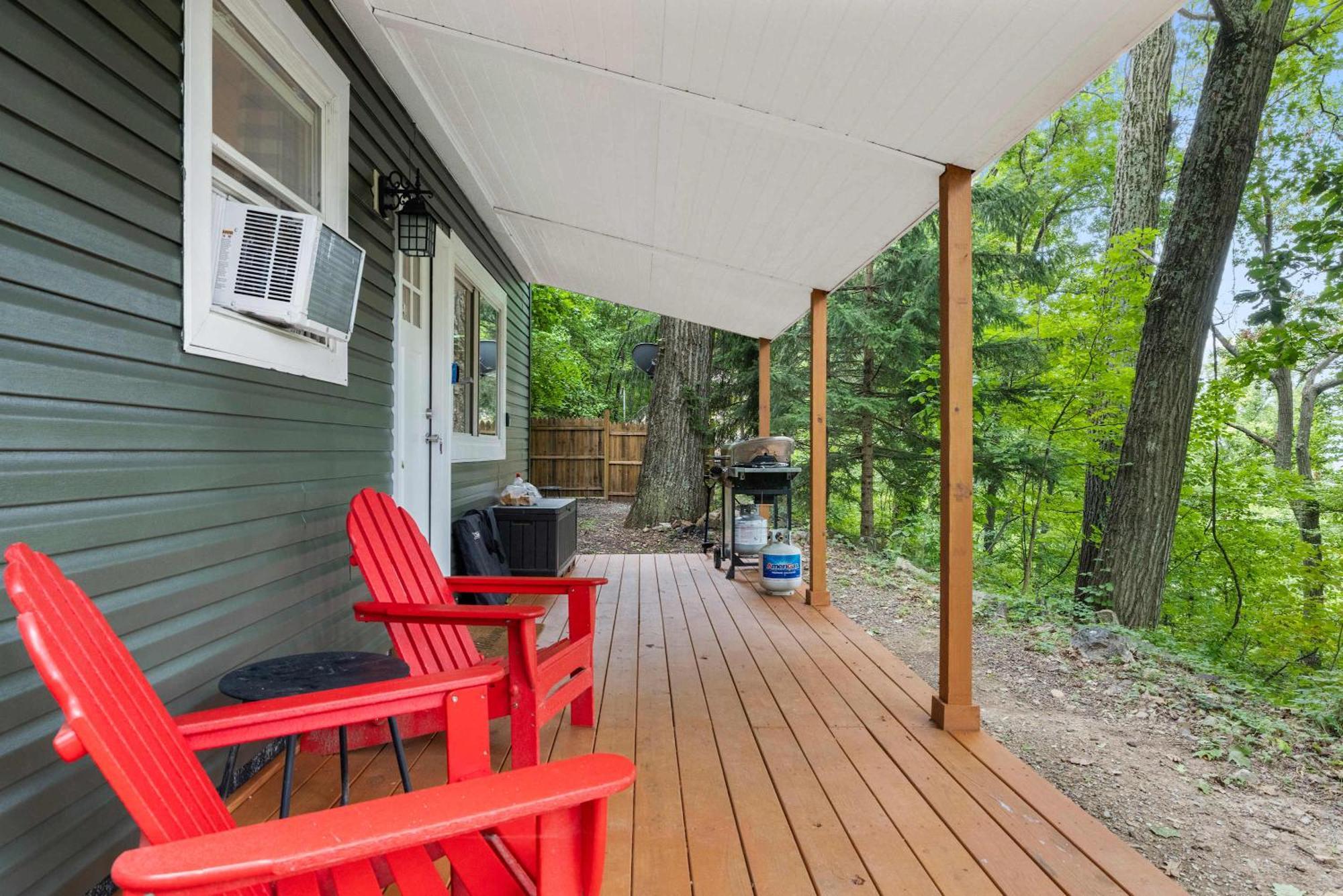 Modern Mountain Cottage W Hot Tub, Fire Pit, Wifi Inwood ภายนอก รูปภาพ