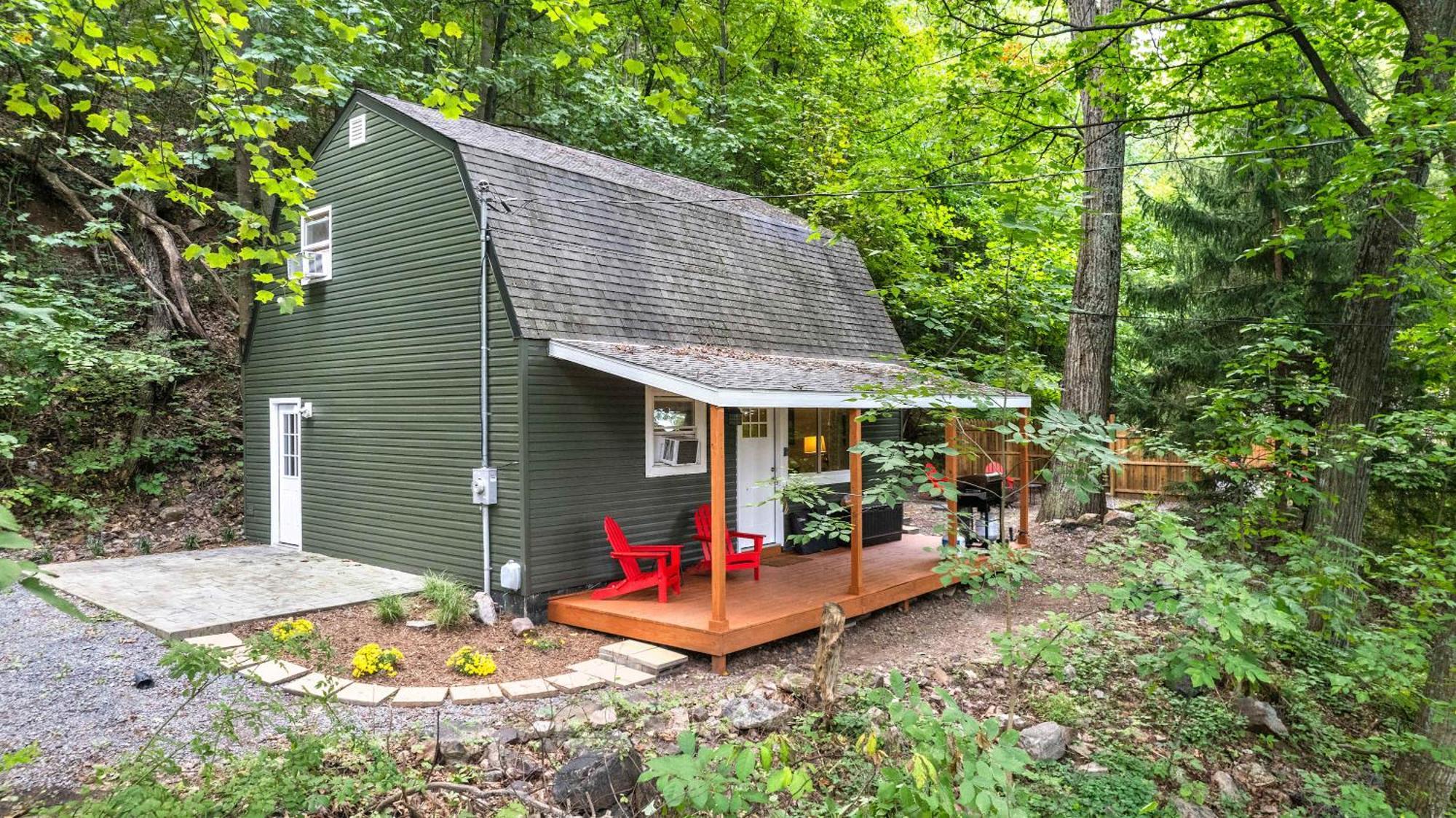 Modern Mountain Cottage W Hot Tub, Fire Pit, Wifi Inwood ภายนอก รูปภาพ